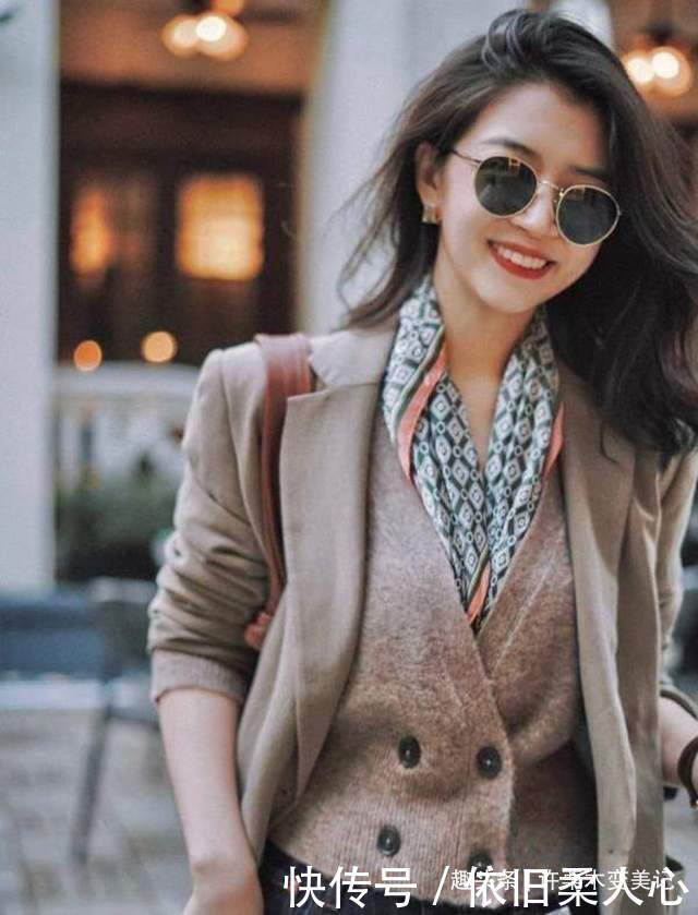 为何你戴围巾有股浓浓的“大妈感”跟着三木这样戴,太显气质