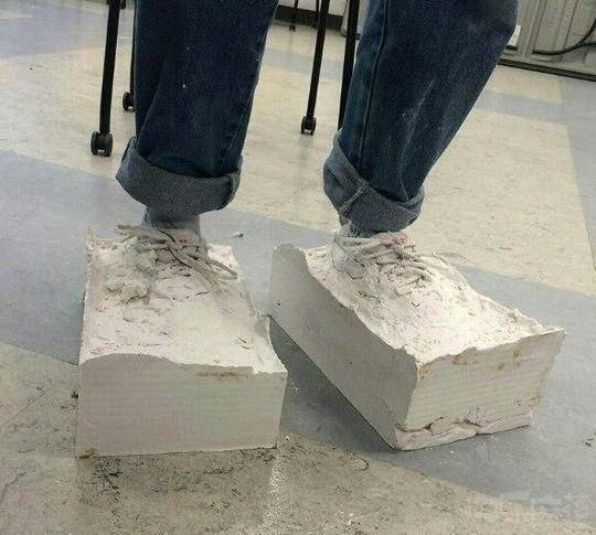 |搞笑图片幽默段子笑话哈哈哈,兄弟你不怕回去跪搓衣板吗