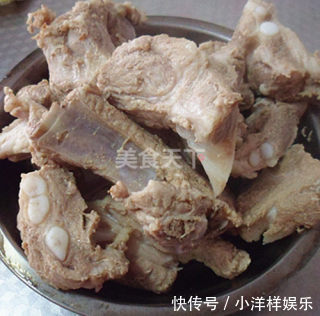 大排骨|最新酱烧大排骨,简单粗暴,好吃到爆,连不爱吃肉的女儿也爱吃呵