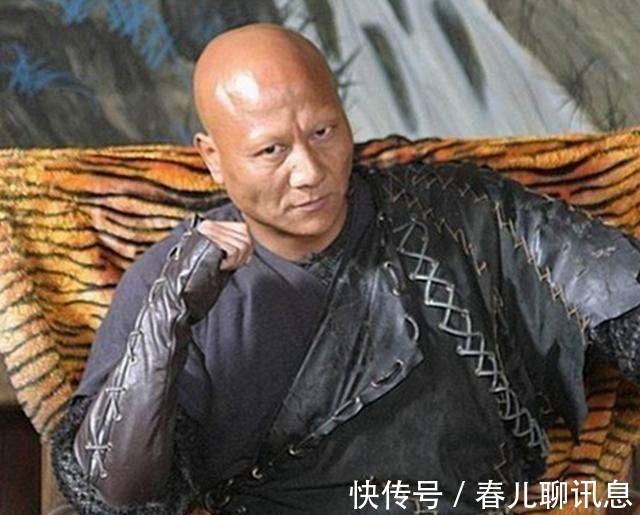 便衣警察|计春华游览完“林则徐古炮台”刚想下山，就被两个便衣警察拦住了