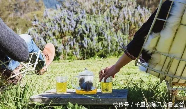 自在|院子里喝茶图个自在