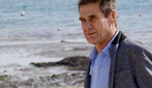 睡眠质量|雄性激素分泌多男人，通常有3个共性，如果你也是，偷着高兴吧