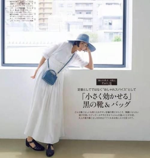 蕾丝|四五十岁的女人，穿裙子最好避开“3种”雷区，没气质还被嫌装嫩