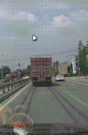 |搞笑GIF:买了双鞋子掉毛就认了,结果还自带染色功能