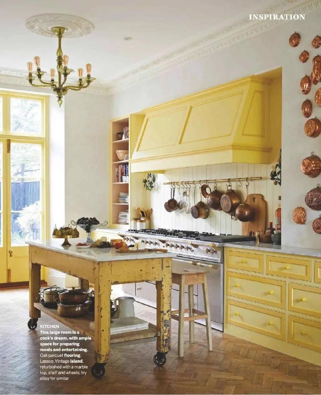 明年的流行色居然是它,这篇全是搭配灵感!