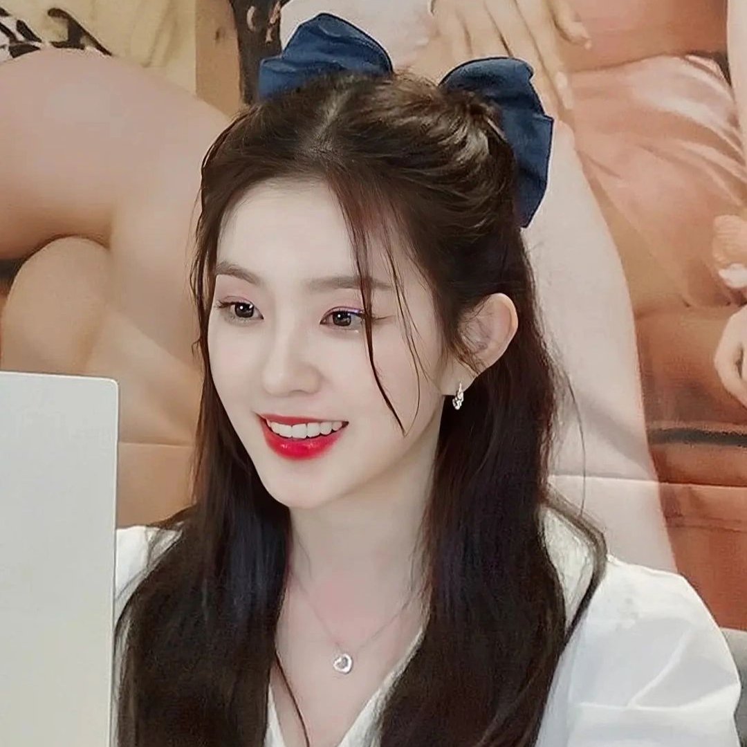 鱼尾卷|别再烫羊毛卷了！2021流行的“鱼尾卷”，减龄又时髦