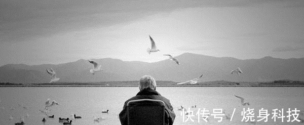 出版界!作者曾发下狠话:死后150年都不让中国出版《百年孤独》,20年后却食言了