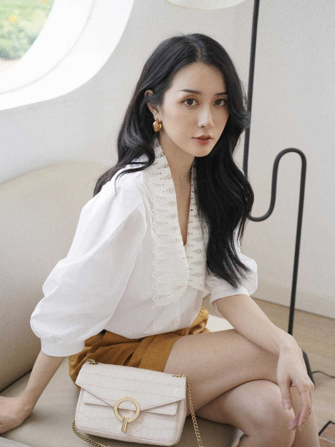 线条|腿粗腰粗怎么穿才显瘦?这几个小技巧值得看看,学到就是赚到