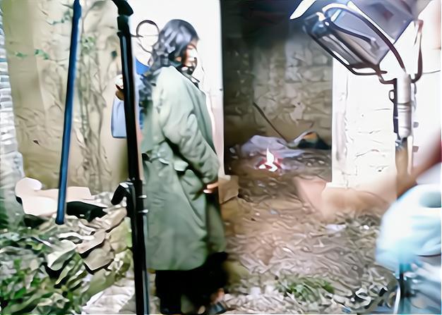 大饼|他被称为“巨婴懒人”,吃饭靠喂、走路靠扁担挑,结局警醒家长