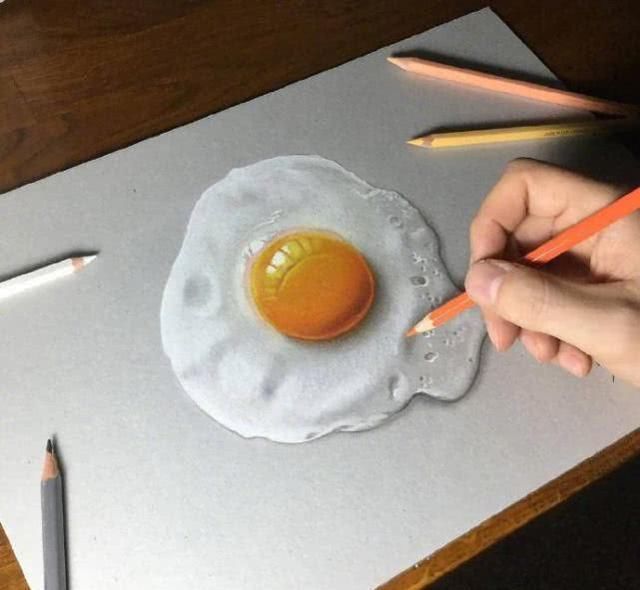 3d|大叔用彩铅画煎蛋，太逼真被质疑造假，晒出视频后，专家安静了