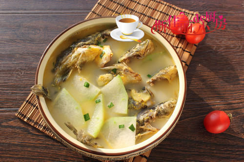 鱼和它是绝配,简单一炖就特鲜美,孩子爱吃补钙更聪明,总吃不腻