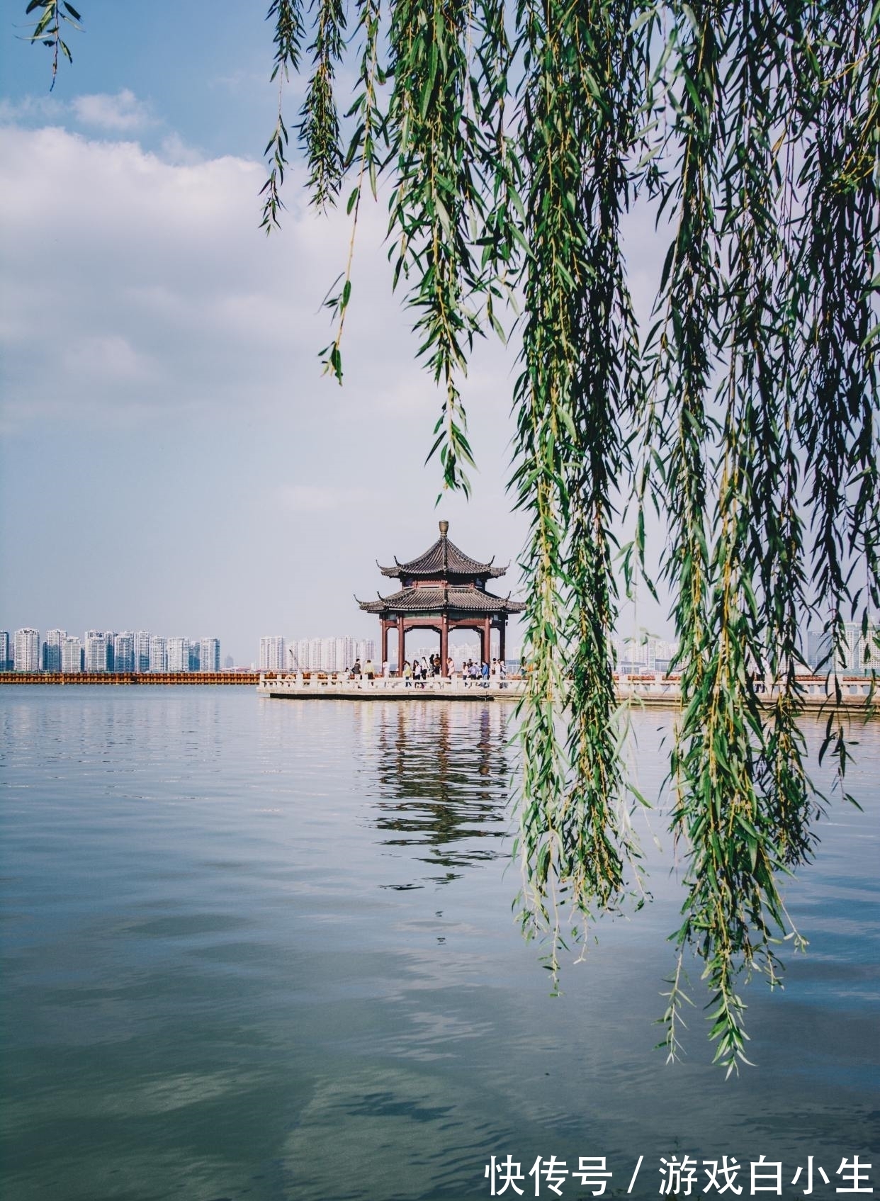 送别&苏轼很豁达的一首词,揭示了深刻人生哲理,最后两句百读不厌