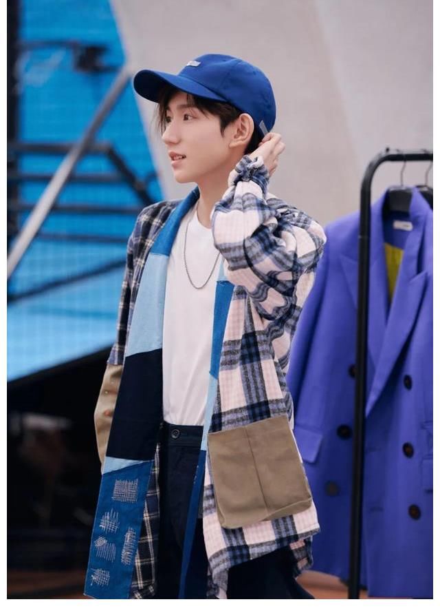 才華|王源當(dāng)音樂導(dǎo)師，傾囊相授才華橫溢，是節(jié)目最大看點