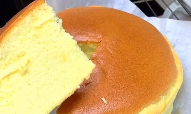 蛋糕|教你制作完美的戚风蛋糕,只要掌握这六点,烤好蓬松暄软又细腻