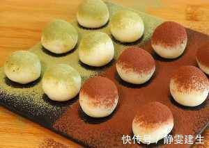 面包|它是我做过最简单的糕点，不用发面，不用烤箱，比蛋糕面包还好吃