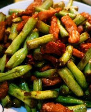 大厨|豆角别再直接下锅炒，大厨教你再加一步，豆角鲜嫩爽脆特好吃！