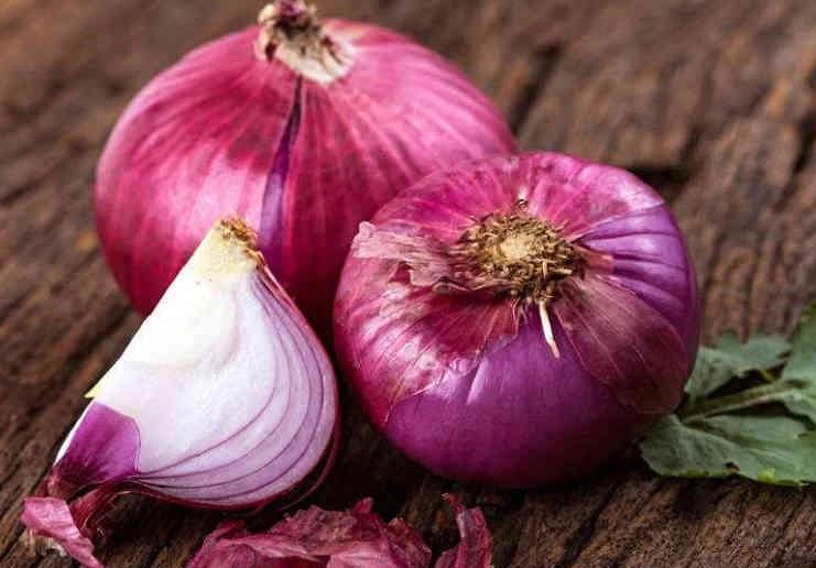 洋葱7日减肥法，美白祛斑，排毒降脂，让你轻松拥有小蛮腰