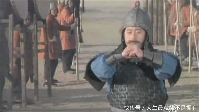 东潘凤|东潘凤,西吕布!与吕布齐名的潘凤为何出场就被斩了?原因很简单