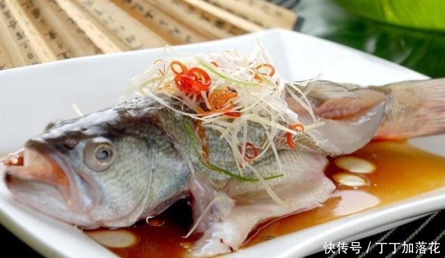 正确|清蒸鱼,到底要蒸多久厨师长告诉你正确的时间,保证鱼肉鲜嫩