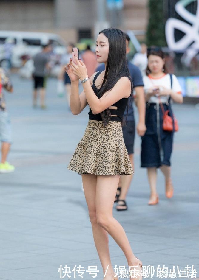 连体衫|颜值出众的美女，百变潮流的穿搭，非常的温婉可爱！