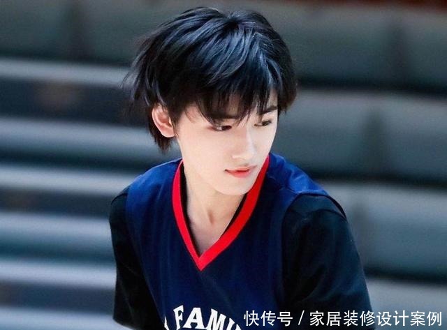 《王牌6》海報,關曉彤華晨宇顏值吸睛,16歲王牌少年成亮點!