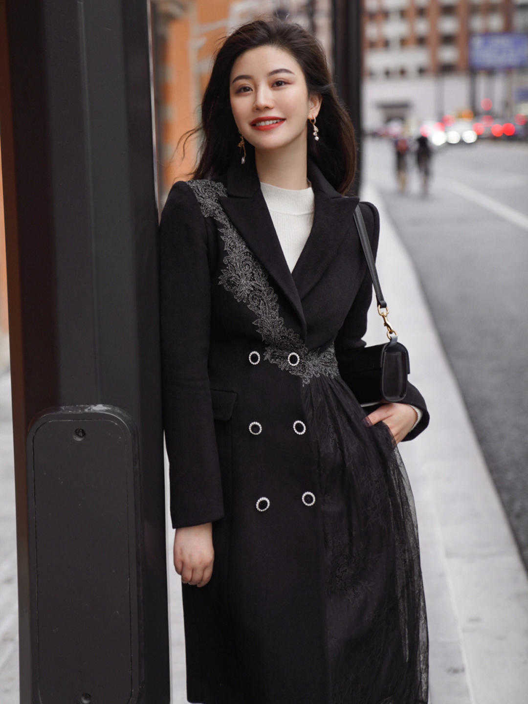 外套 精致女人选外套,必入这“三款”,简约优雅又有气质,谁穿谁美