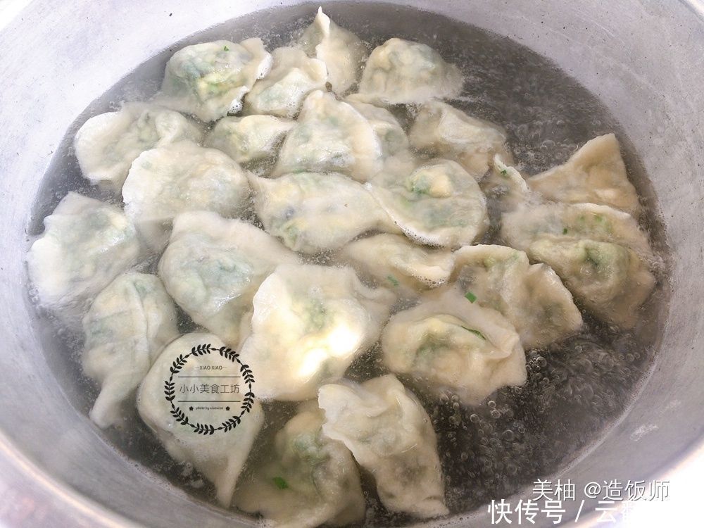 调韭菜馅,牢记“2放4不放”,很多人弄错,难怪馅料不鲜还出汤