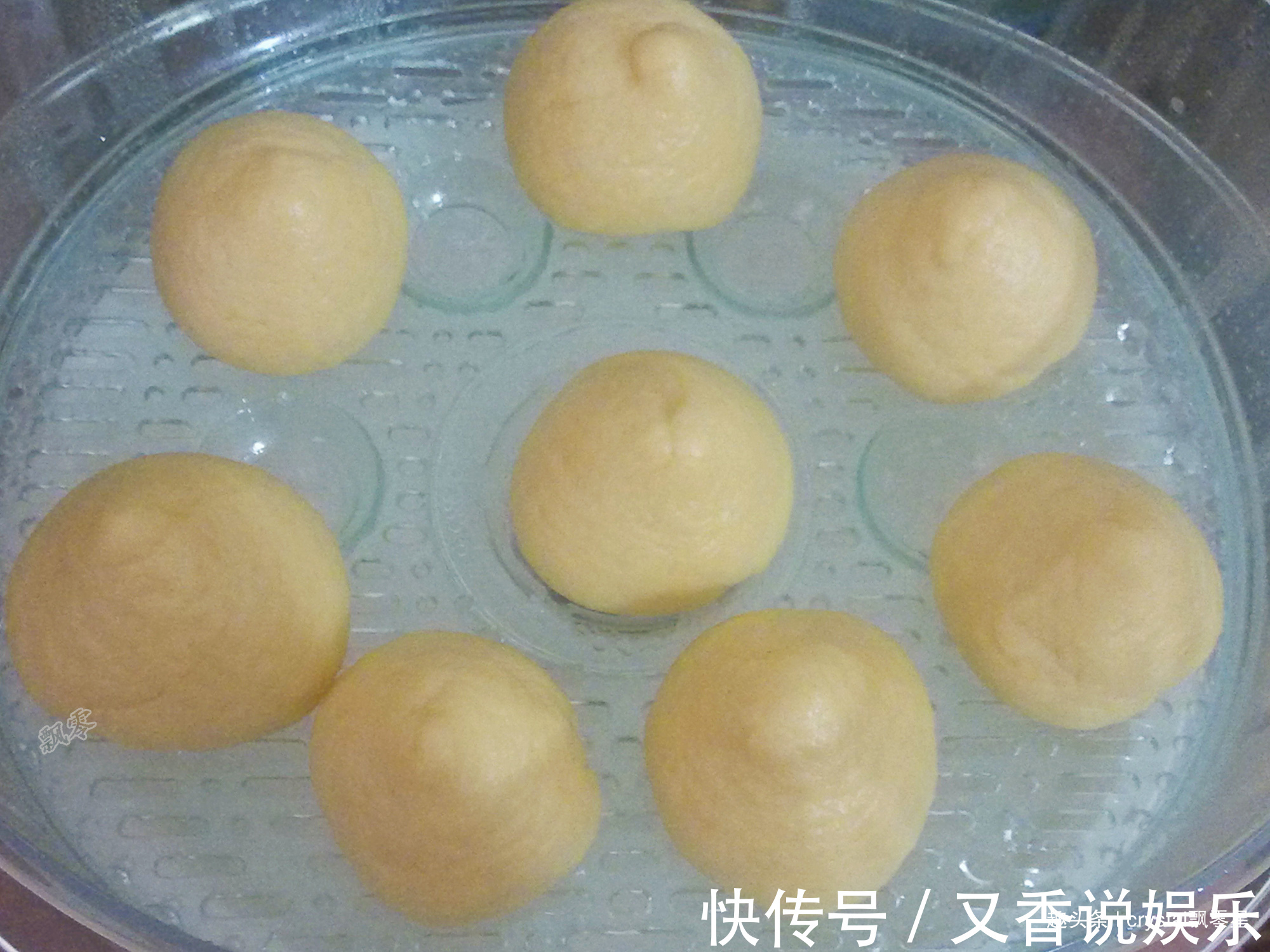 3种面粉掺一起,做出来的窝窝头松软好吃有嚼劲,蒸一锅不够分