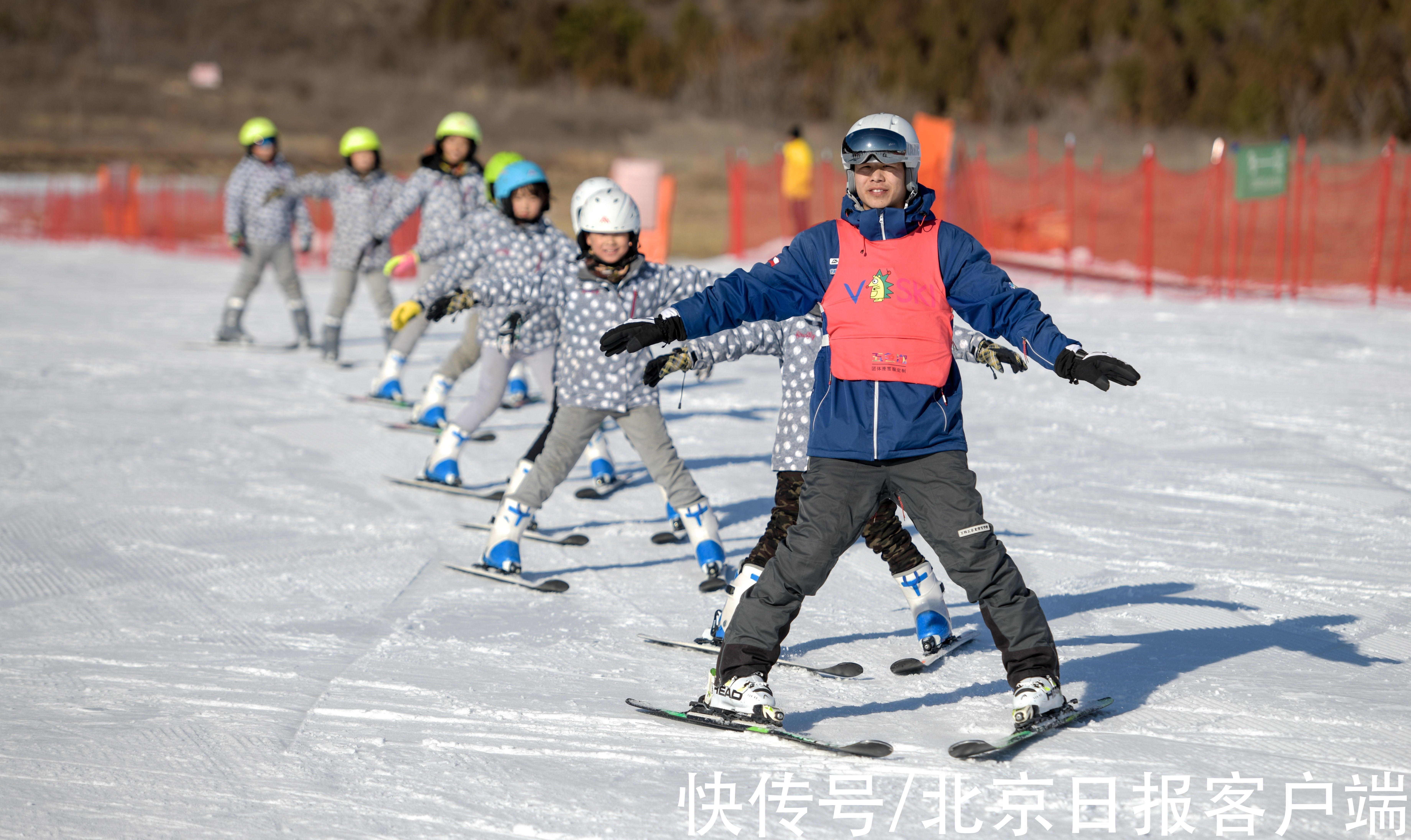 冰雪游|虎年春节流行“家门口”滑雪，南方冰雪游同样升温