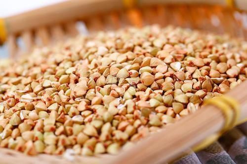 甲状腺|甲状腺结节不能吃“白萝卜”?医生:若想消散结节,4物尽量少碰