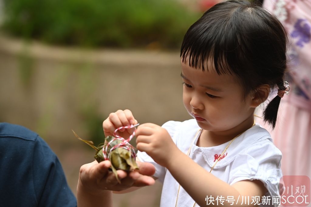 香囊|视频丨“粽”动员、制香囊 端午邻里氛围好热闹