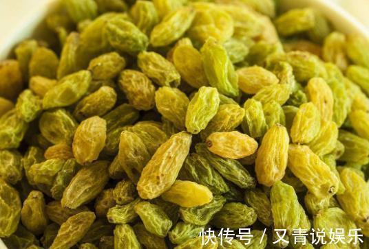 颜色|葡萄干泡水好处多,不同颜色还有不同功效,坚持越喝越年轻!