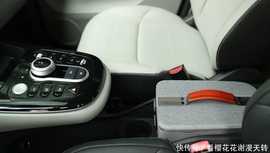 这件|滴滴开始“造车”,出门打车这件事将如何被改变?