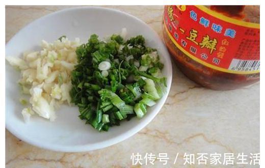 复刻网红下饭神器,菜一锅煮,汤汁用来拌饭,快速吃光光!