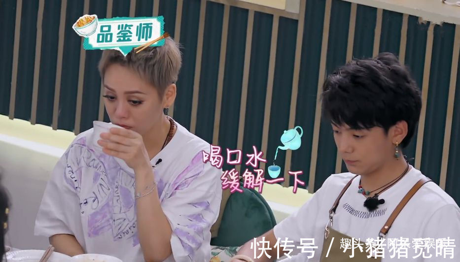 黄晓明|中餐厅每人一道拿手菜 都夸对方做的好吃 她的菜却剩了一大半!