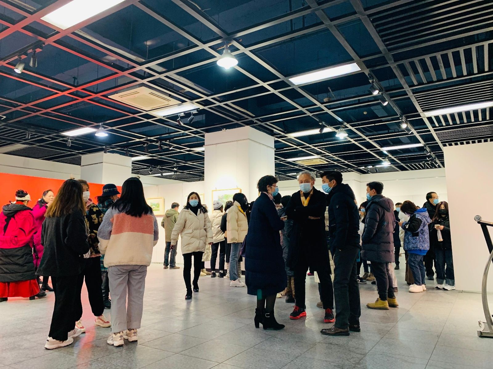  美术展览好戏连台 ——襄阳市展览馆元旦期间连续推出精品展览