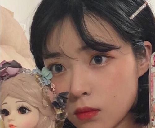 秃头 这3种发型女生自认为很好看,实际上发际线上移,变成秃头小宝贝