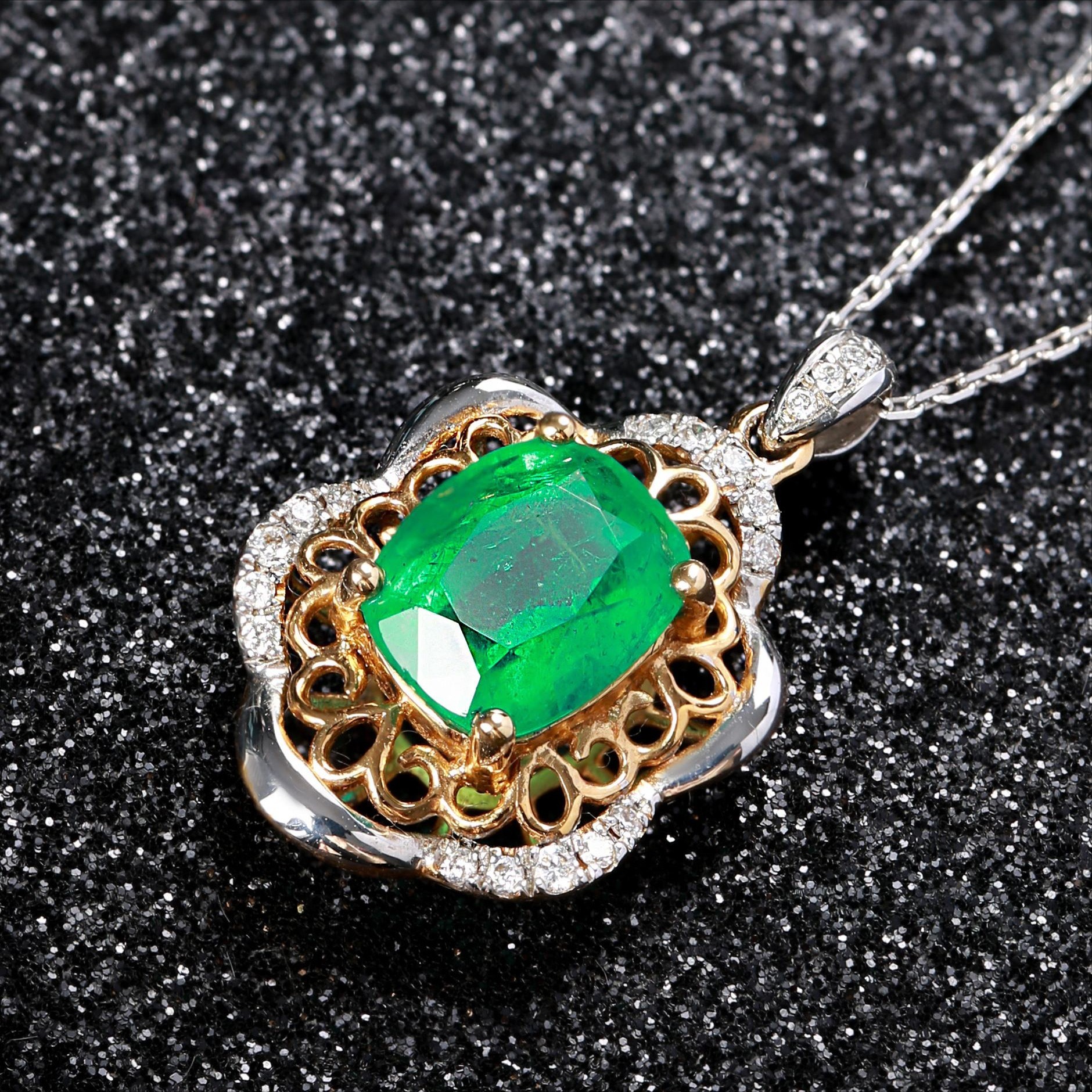 宝石 祖母绿的净度,重量,该如何选择?