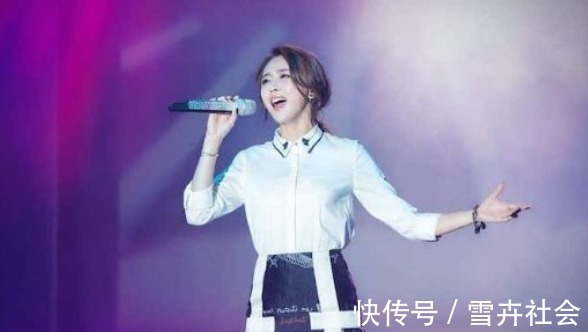 她瞞著丈夫參加好聲音,走紅后卻聲稱自己未婚， 下臺(tái)就和丈夫離婚