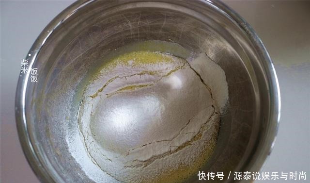 孩子要吃蛋糕,我用6个鸡蛋做一盘,香软可口,比买的好吃