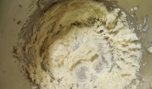 父母眼中的蛋糕VS我们期待收到的蛋糕,吃货我只想正常过个生日