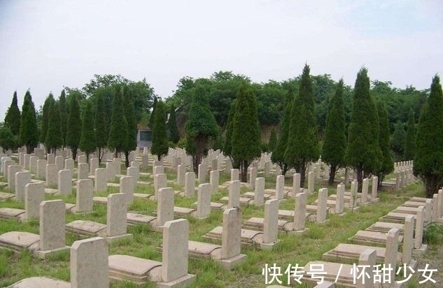 亡故!墓碑上“故、先、显、考、妣”有何意义?其中大有学问