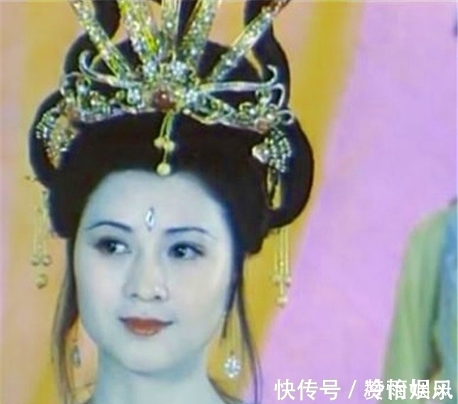 刘姥姥!红楼梦:刘姥姥“雪下抽柴”的故事暗示黛玉为正妻,宝钗为续弦