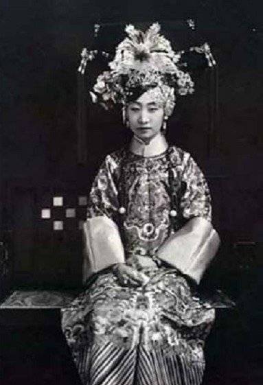 真容|清朝妃子的真容，图3样貌不输孟小冬，图7是珍妃的亲姐姐