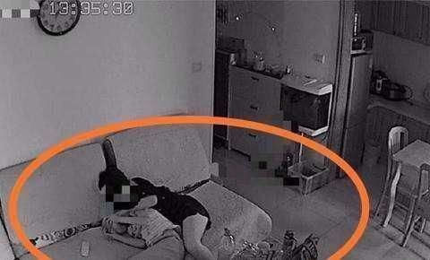 女儿|9岁女孩约男同学来家里,妈妈上班时打开监控一看,立马请假回家