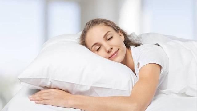 女性|雌激素“旺盛”的女人，身体通常有4个共性，若你符合，值得炫耀