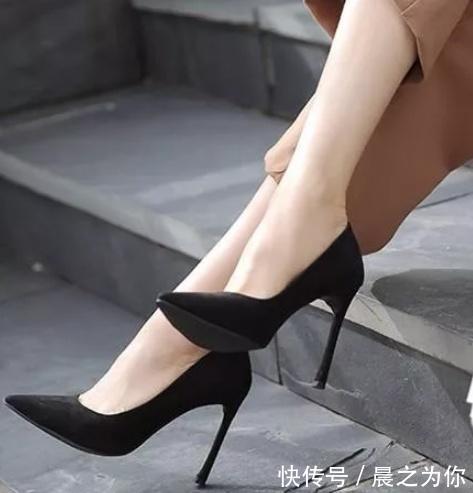 高跟鞋 尖头细跟鞋让你走路带风,穿出国际范