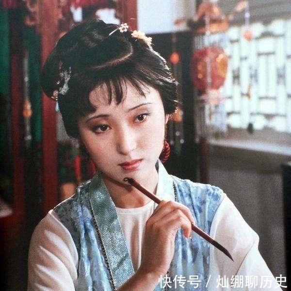 红楼梦中宝钗黛玉湘云各代表什么花?原来书中早有寓意