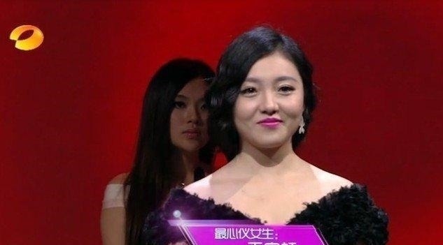 她在非诚勿扰站了5年,爆灯无数却从来不牵手,最终惹怒了孟非