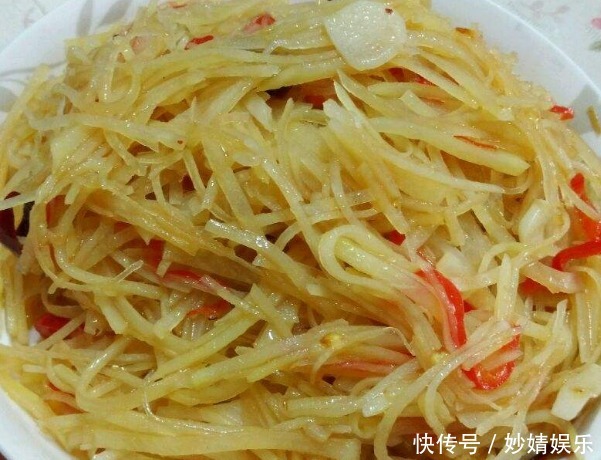 炒土豆丝时,要先放醋还是后放醋?很多人做错了,难怪不好吃